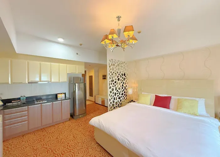 Maxstays - Max At The Venice Residences Manila