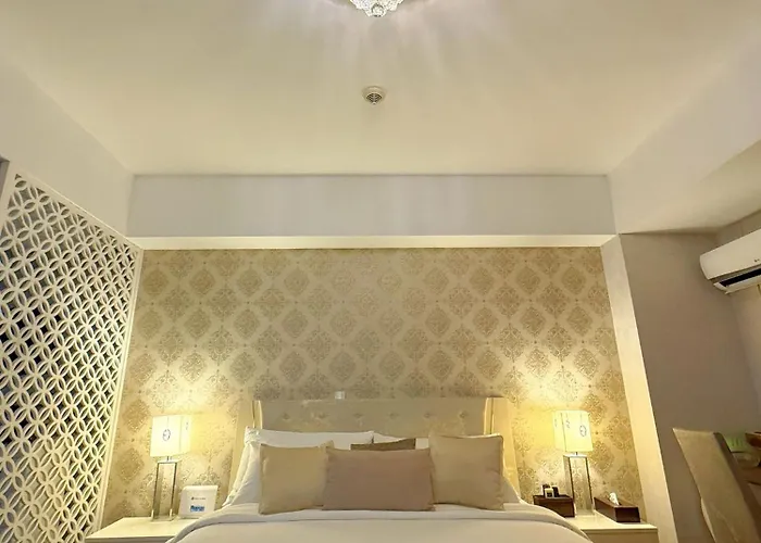 Maxstays - Max At The Venice Residences Aparthotel